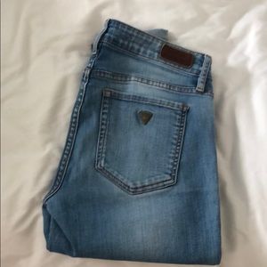 Guess Power Curvy Mid Crop Jeans Size 29